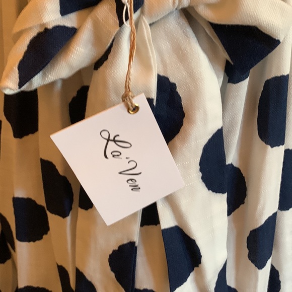 Adorable navy & white spaghetti strapped dress with tie in back. Fully lined. - Picture 3 of 3